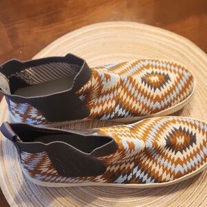 Very G Tan and Cream Slip-On Sneakers